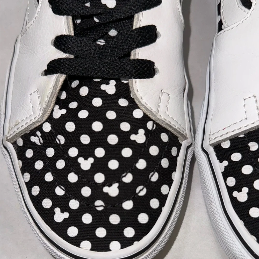 VANS Off The Wall DISNEY X Custom 2018 Mickey Silhouette Polkadots unisex Sz W 9